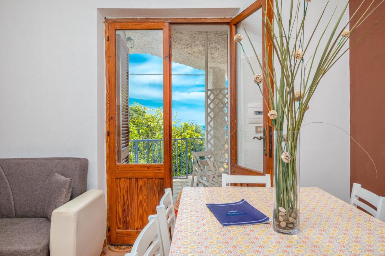Apartmán Il Marinaio E Il Nostromo Cala Gonone Exteriér fotografie