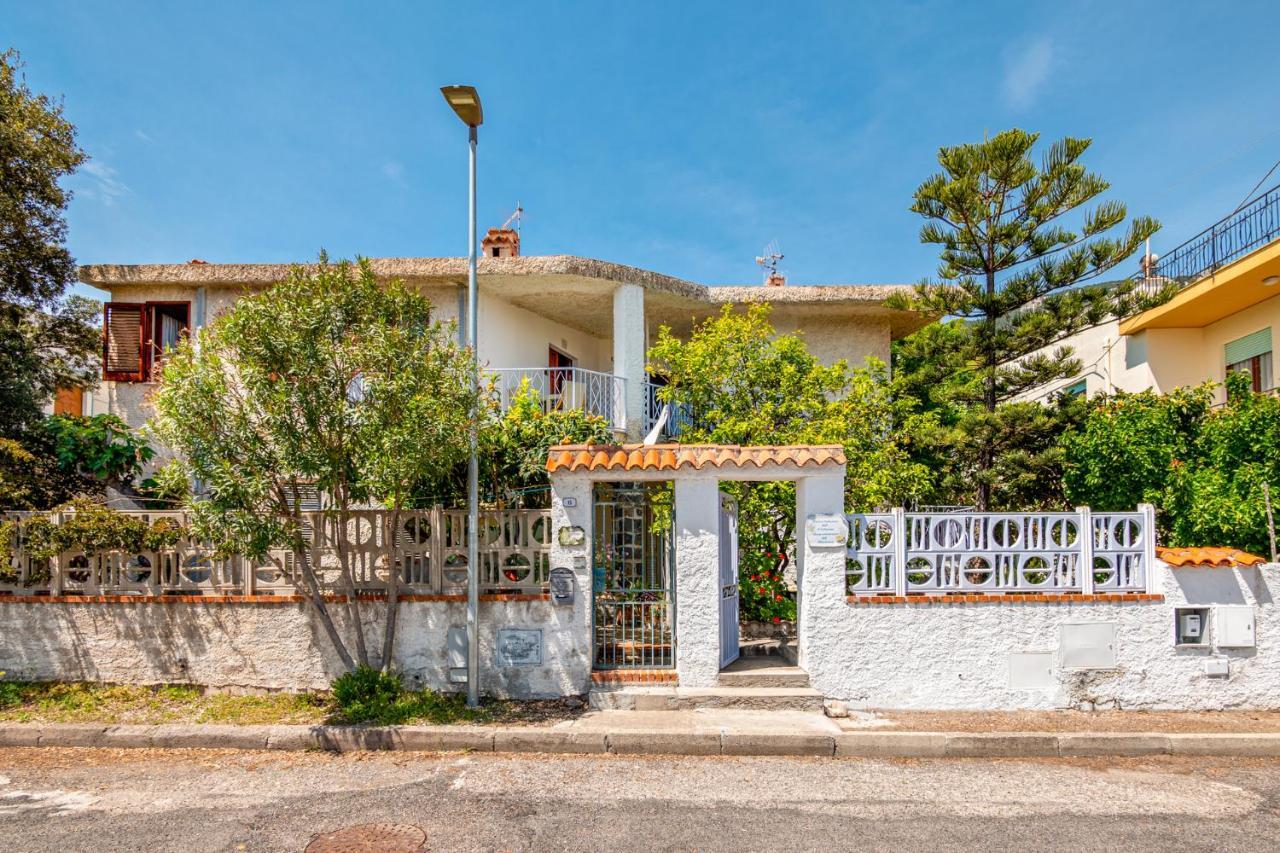 Apartmán Il Marinaio E Il Nostromo Cala Gonone Exteriér fotografie